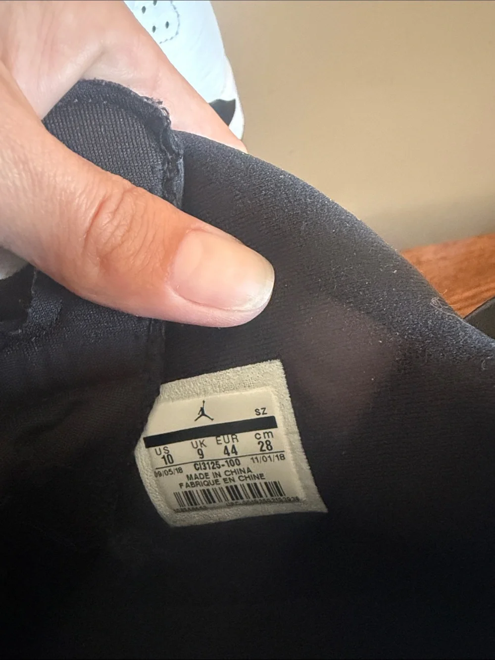 AIR JORDAN 6 RETRO LTR